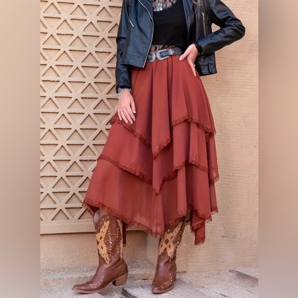 Party Waiting To Happen Rust Multiple Layer Lace Trimmed Bohemian Skirt Size M - Picture 1 of 11